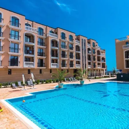 Astoria 6 In Elenite, 2 Bedroom 아파트 *